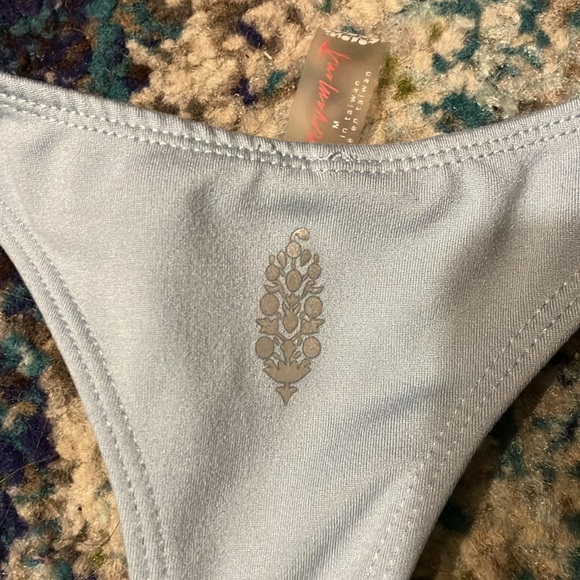 💙Free People Sports Bra🩵 - Picture 8 of 8